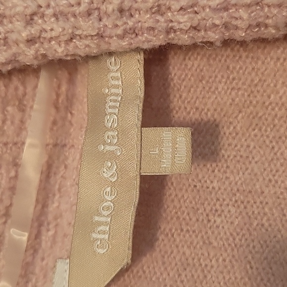 Cardigan - Picture 5 of 5